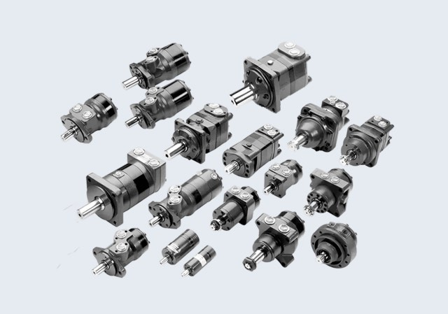 <strong><span style="font-family:Oswald;"><span style="color:#000000;"><span style="font-size:42px;">Hydraulimoottori</span></span></span></strong> <link href="https://fonts.googleapis.com/css?family=Oswald" rel="stylesheet" type="text/css">